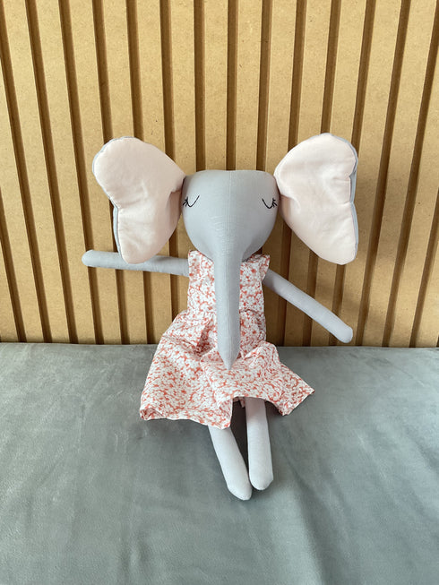 Sugarcup Dolls - Female Elephant